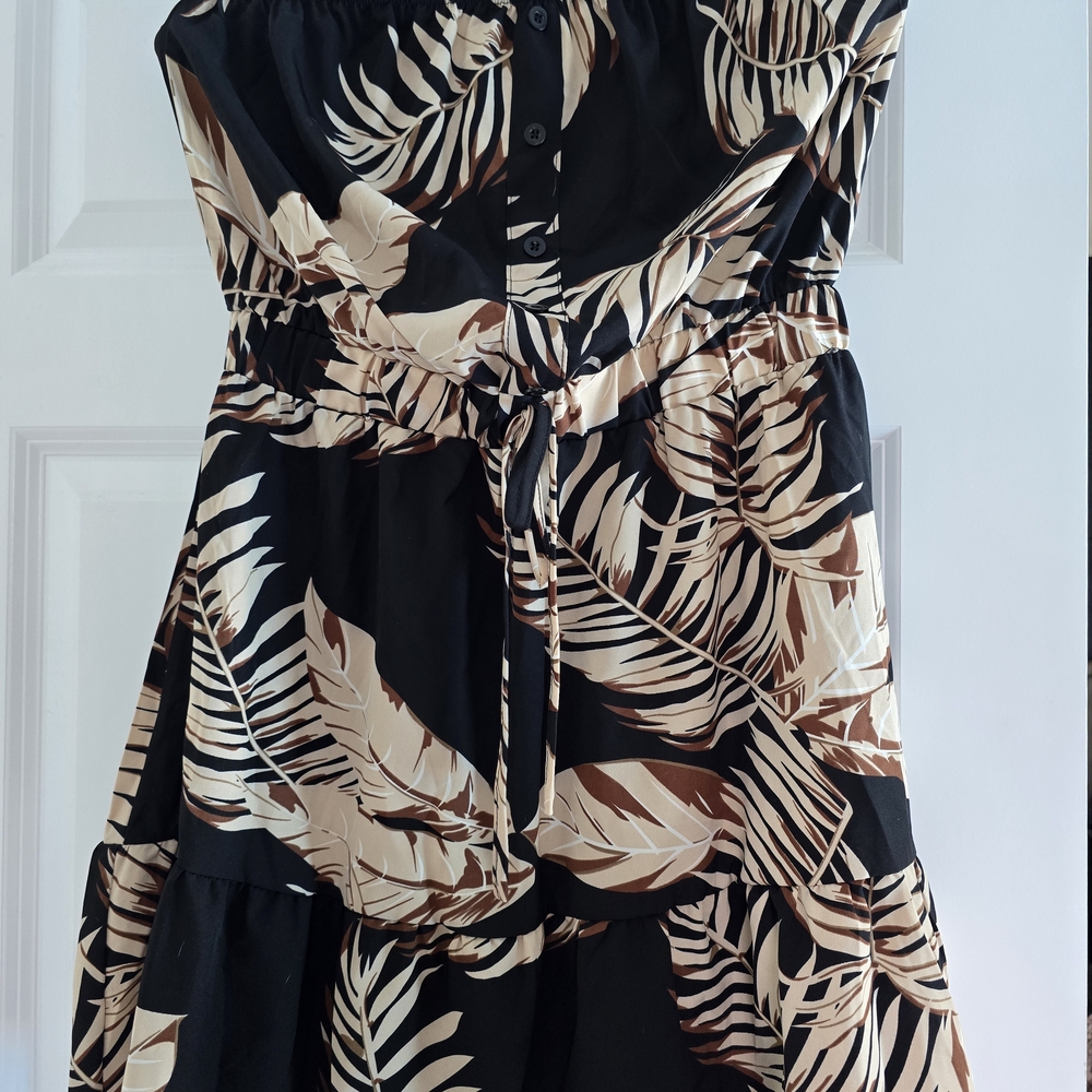 SHEIN Black and Tan Strapless Dress